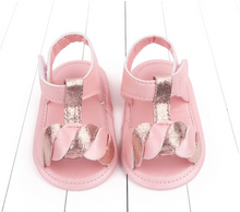 Cargar imagen en el visor de la galería, Zapato tipo Sandalia Con Trenza, Bebe, Mod. D.