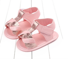 Cargar imagen en el visor de la galería, Zapato tipo Sandalia Con Trenza, Bebe, Mod. D.