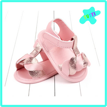 Cargar imagen en el visor de la galería, Zapato tipo Sandalia Con Trenza, Bebe, Mod. D.